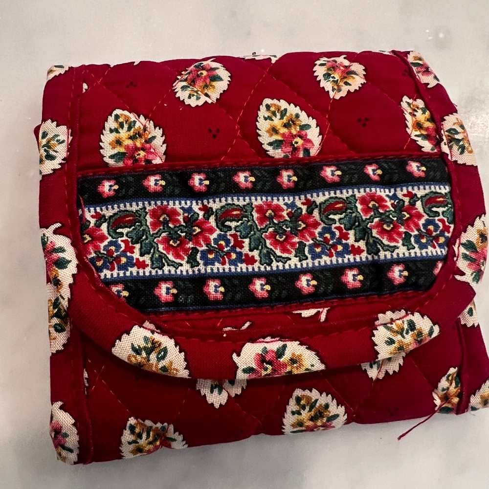 Vintage Vera Bradley Red Leaf Pattern Rare Quilted Wallet